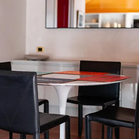 Penthouse With Panoramic Terrace - Design And Luxury Apartment Milan